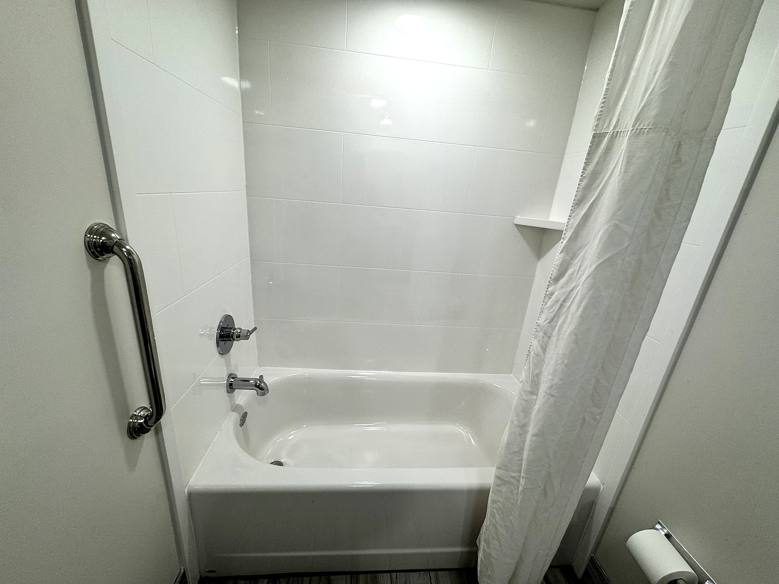 Bathtub